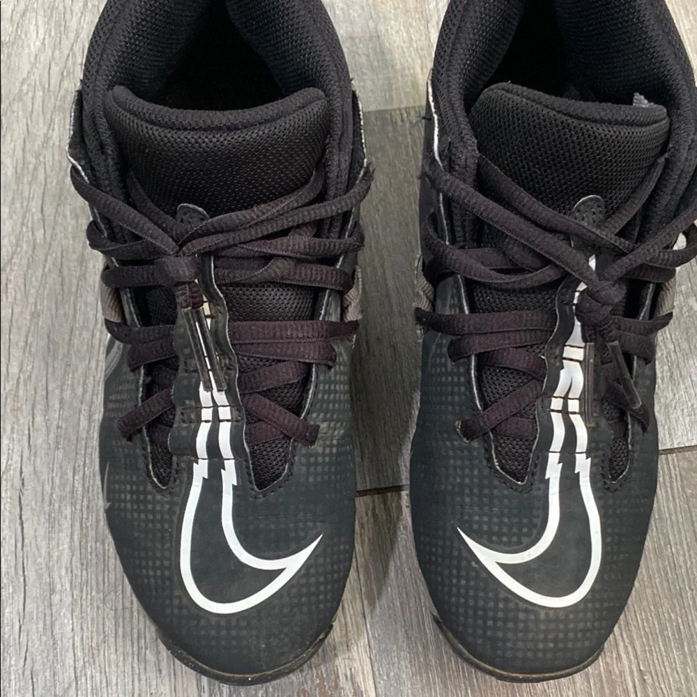 Nike Kids Black and White Sneakers